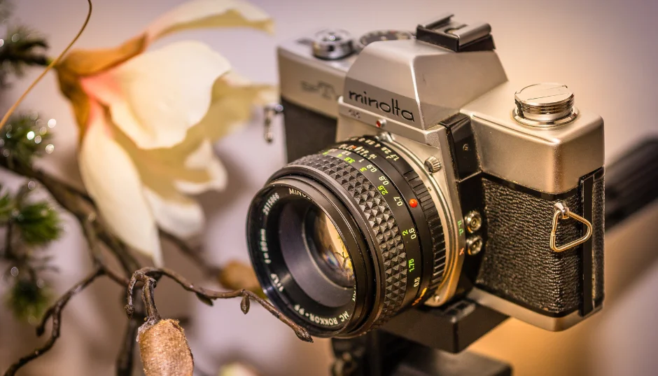 how to sue flash in minolta xga